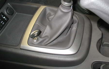 Гарант Консул 17025.F - HYUNDAI SANTA FE 2009 - 2012 Гарант Консул 17025.F - HYUNDAI SANTA FE 2009 - 2012