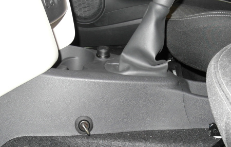 Гарант Консул 33022.L~*P - RENAULT SANDERO STEPWAY 2019 - 2022 Гарант Консул 33022.L~*P - RENAULT SANDERO STEPWAY 2019 - 2022